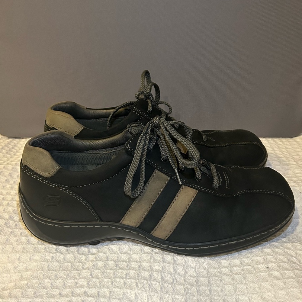 Men’s 11 sketchers